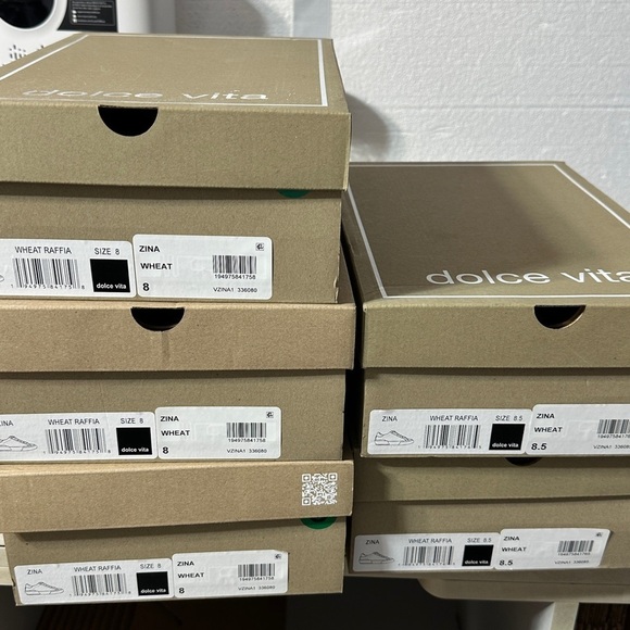 NIB Women's Dolce Vita Zina Sneakers size 8.5 Tan Wheat Raffia - Picture 7 of 8